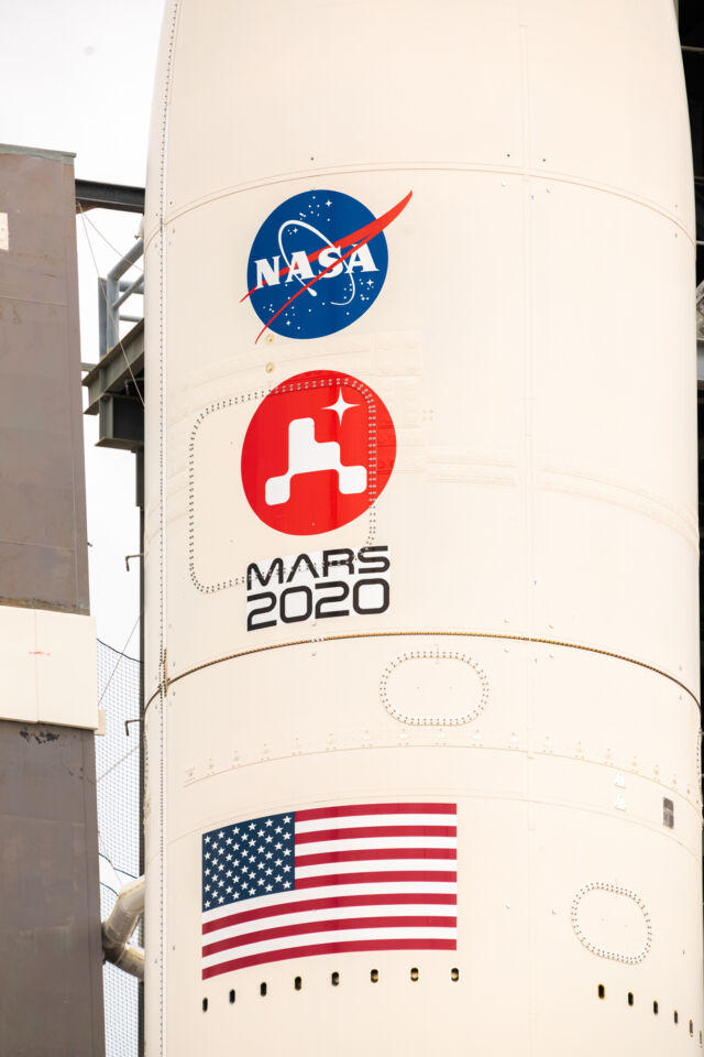 mars2020 logo on rocket